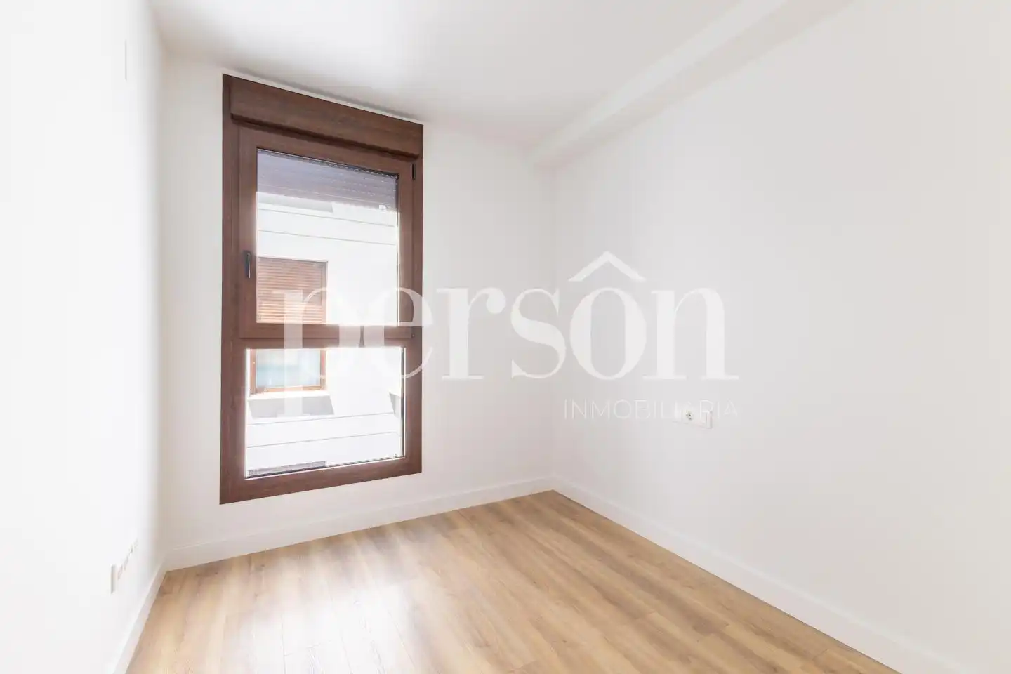 Schlafzimmer von Wohnung zur Miete in Valencia mit Klimaanlage, Heizung und Parkett