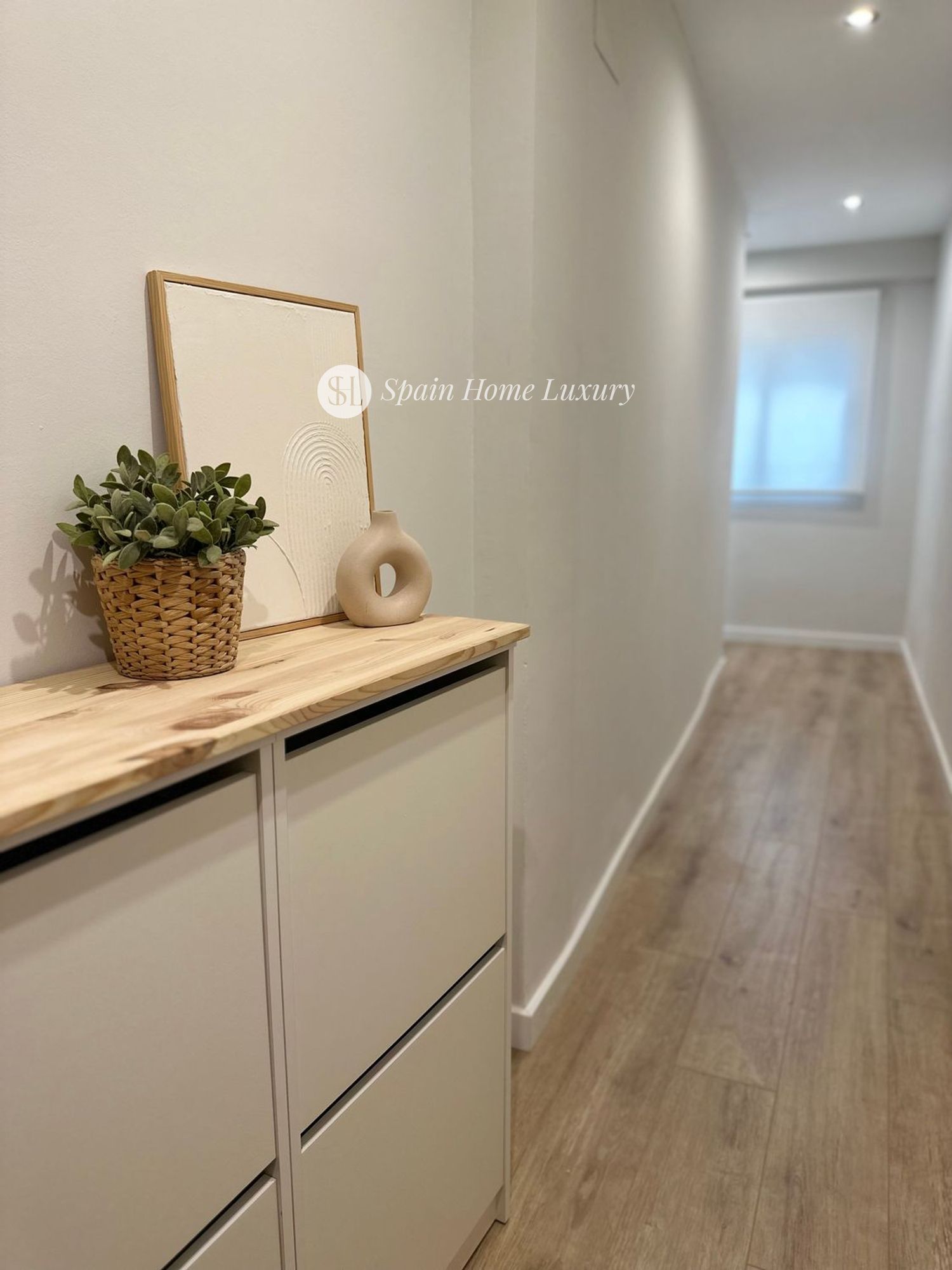 Vista exterior de Pis en venda en Paterna amb Aire condicionat, Terrassa i Moblat