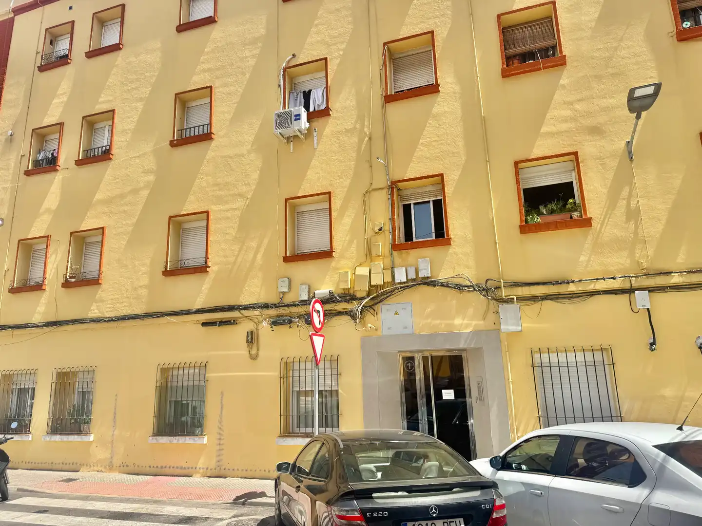 Pis amb ascensor en venda a Calle Lucas Vázquez Ayllón 1