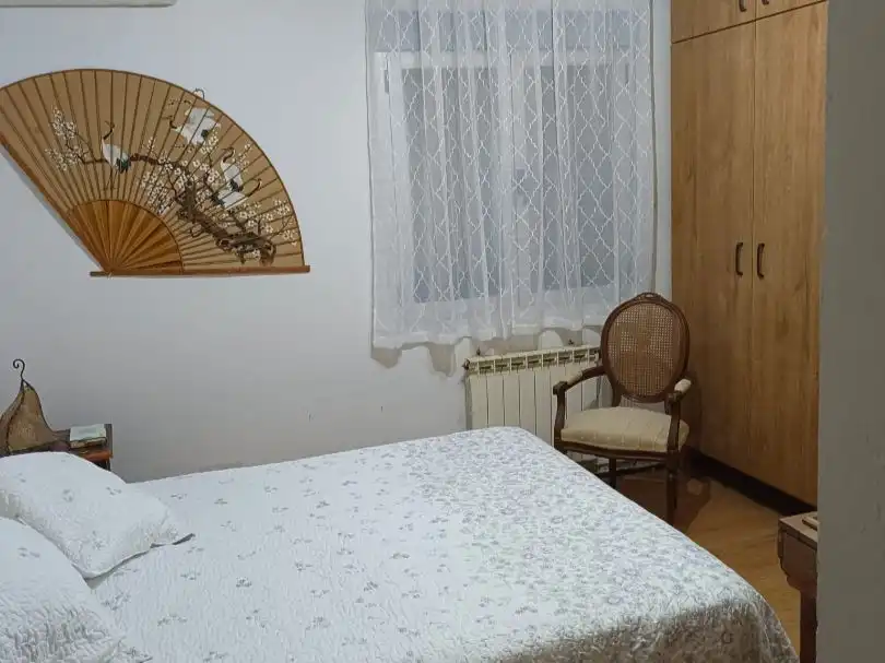 Dormitori de Finca rústica en venda en Talayuela amb Aire condicionat, Terrassa i Piscina