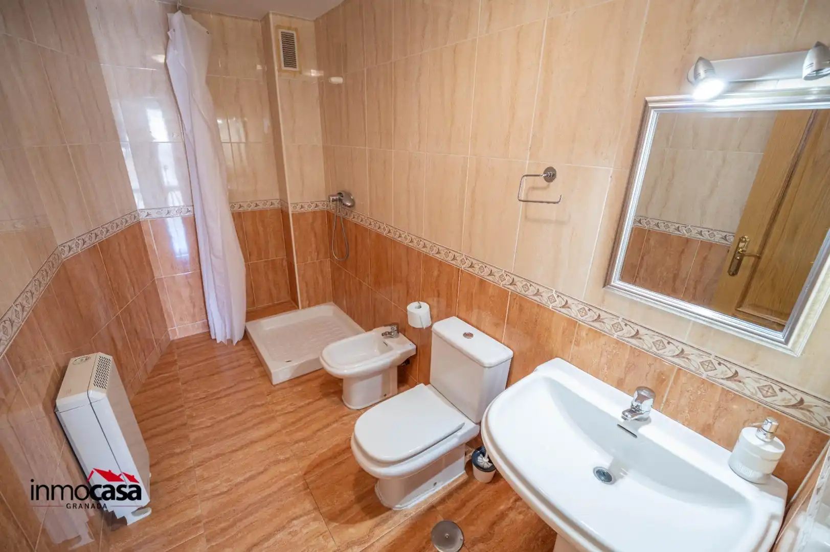 Badezimmer von Wohnung zum Verkauf in Ogíjares mit Terrasse