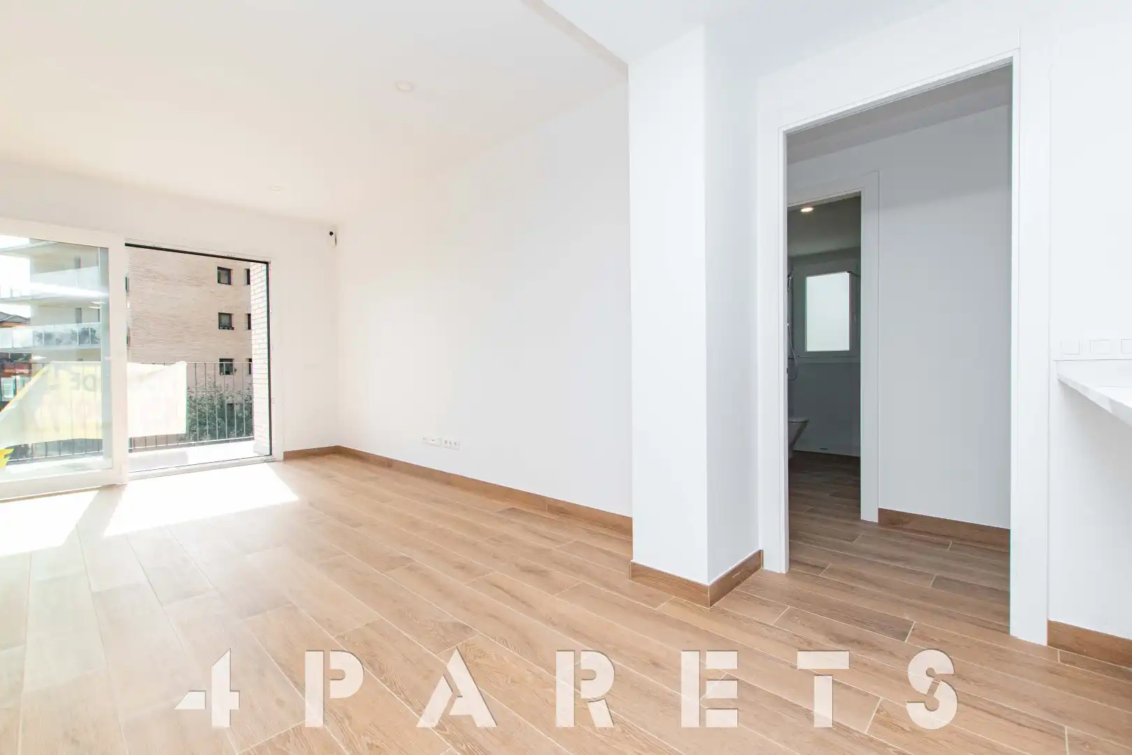 Habitación de Piso de alquiler en Cabrera de Mar con Aire acondicionado, Calefacción y Horno