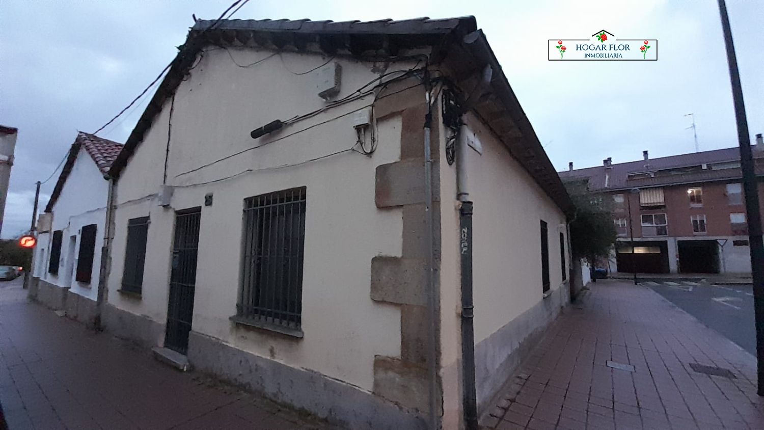 Exterior view of House or chalet for sale in Salamanca Capital  with Heating and Storage room