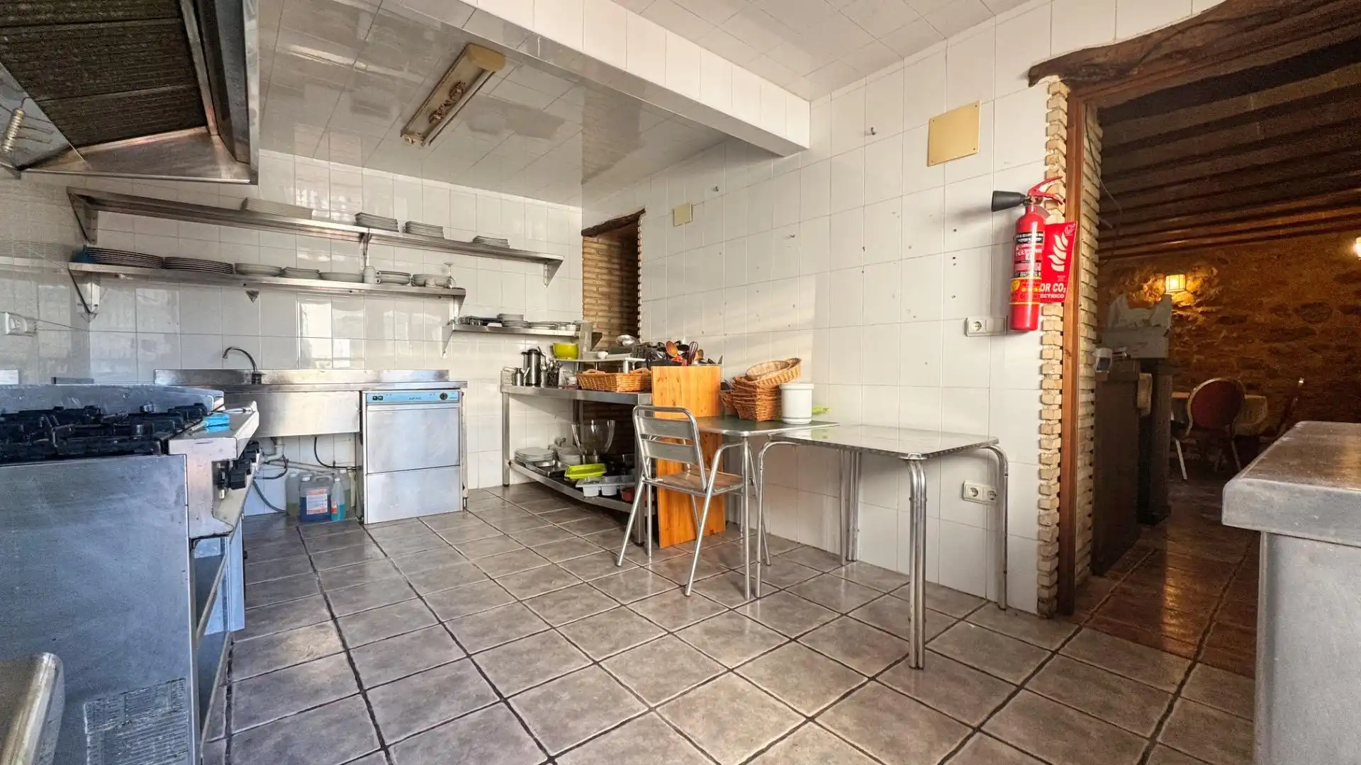 Cocina de Local en venta en La Vall d'Ebo con Amueblado