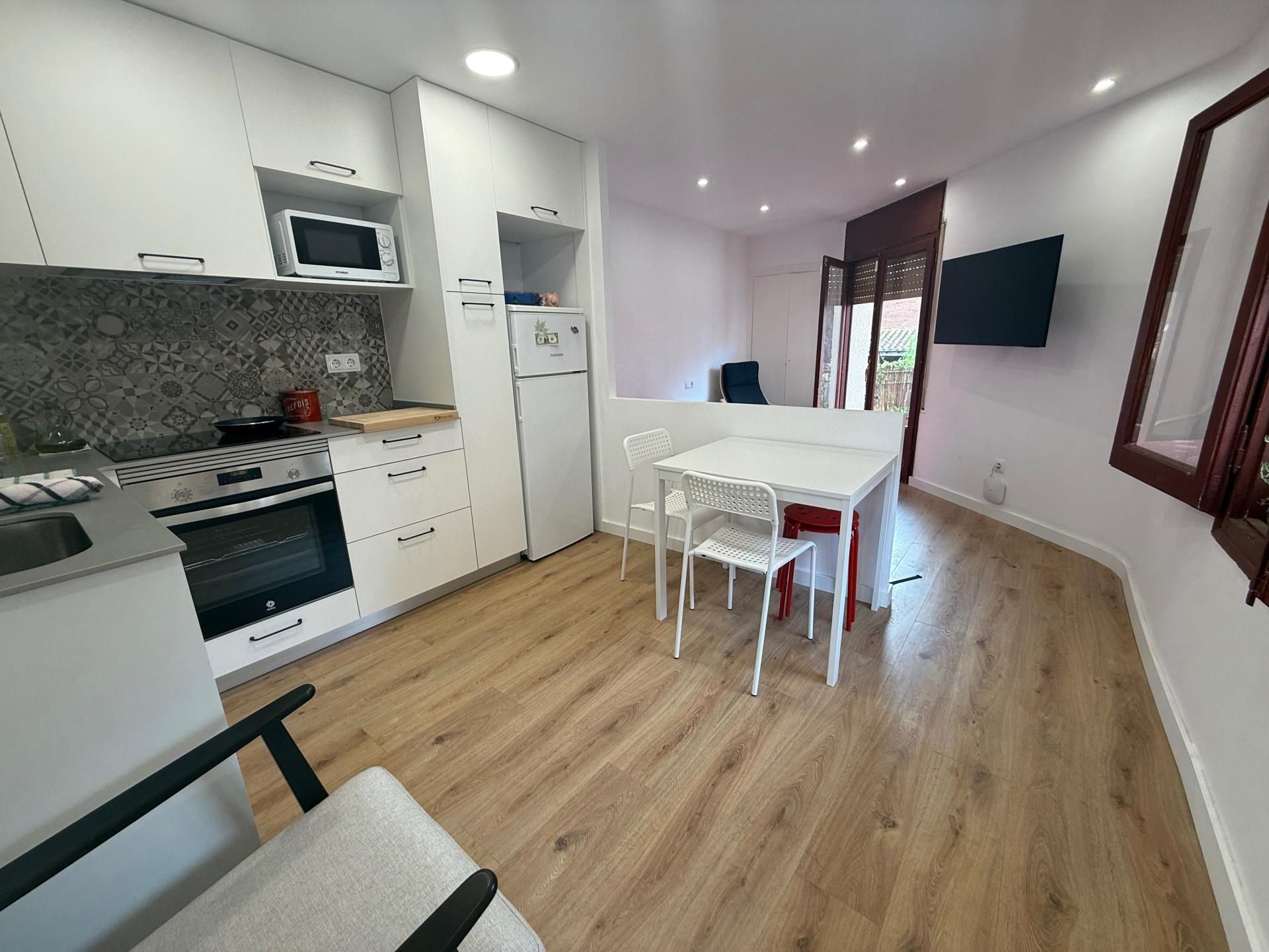 Cocina de Piso en venta en Pineda de Mar con Calefacción y Balcón