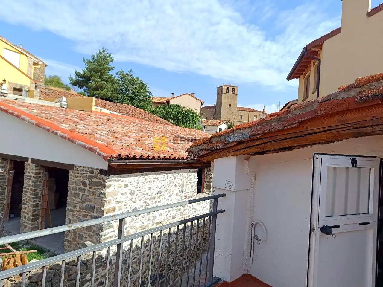 Vista exterior de Casa o xalet en venda en Enciso amb Terrassa, Traster i Moblat