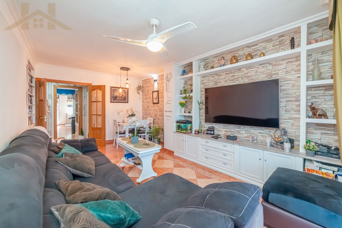 Living room of Flat for sale in Navalcarnero  with Air Conditioner, Heating and Terrace