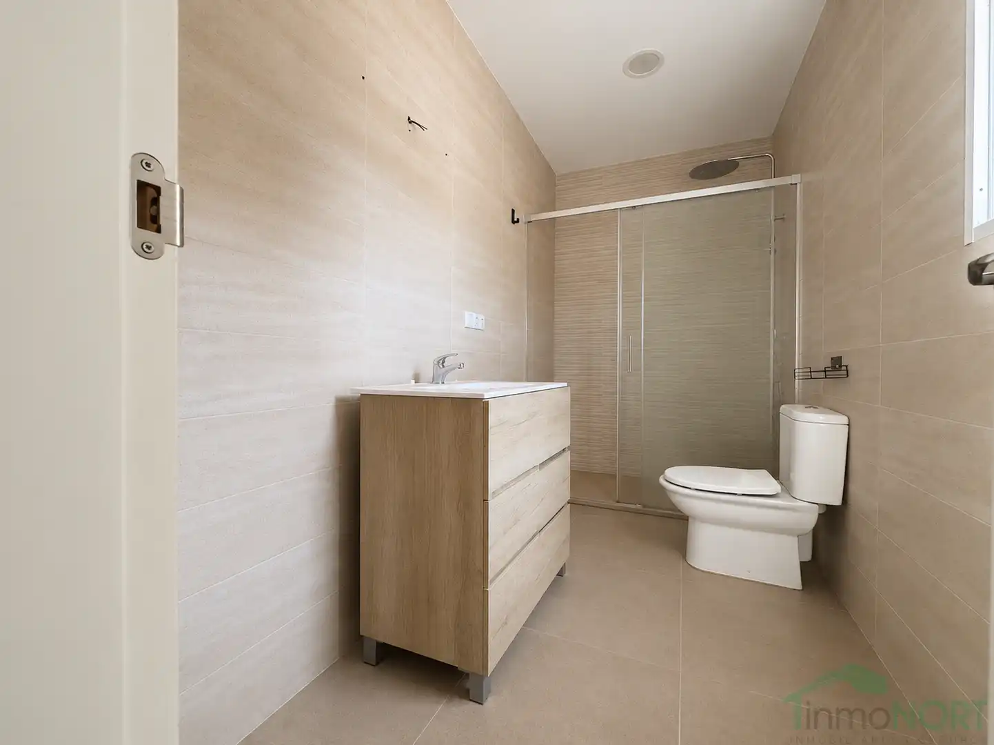 Bathroom of Houses for sale in Cartagena  with Storage room and Swimming Pool