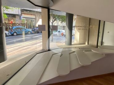 Locale commerciale in vendita a Centro