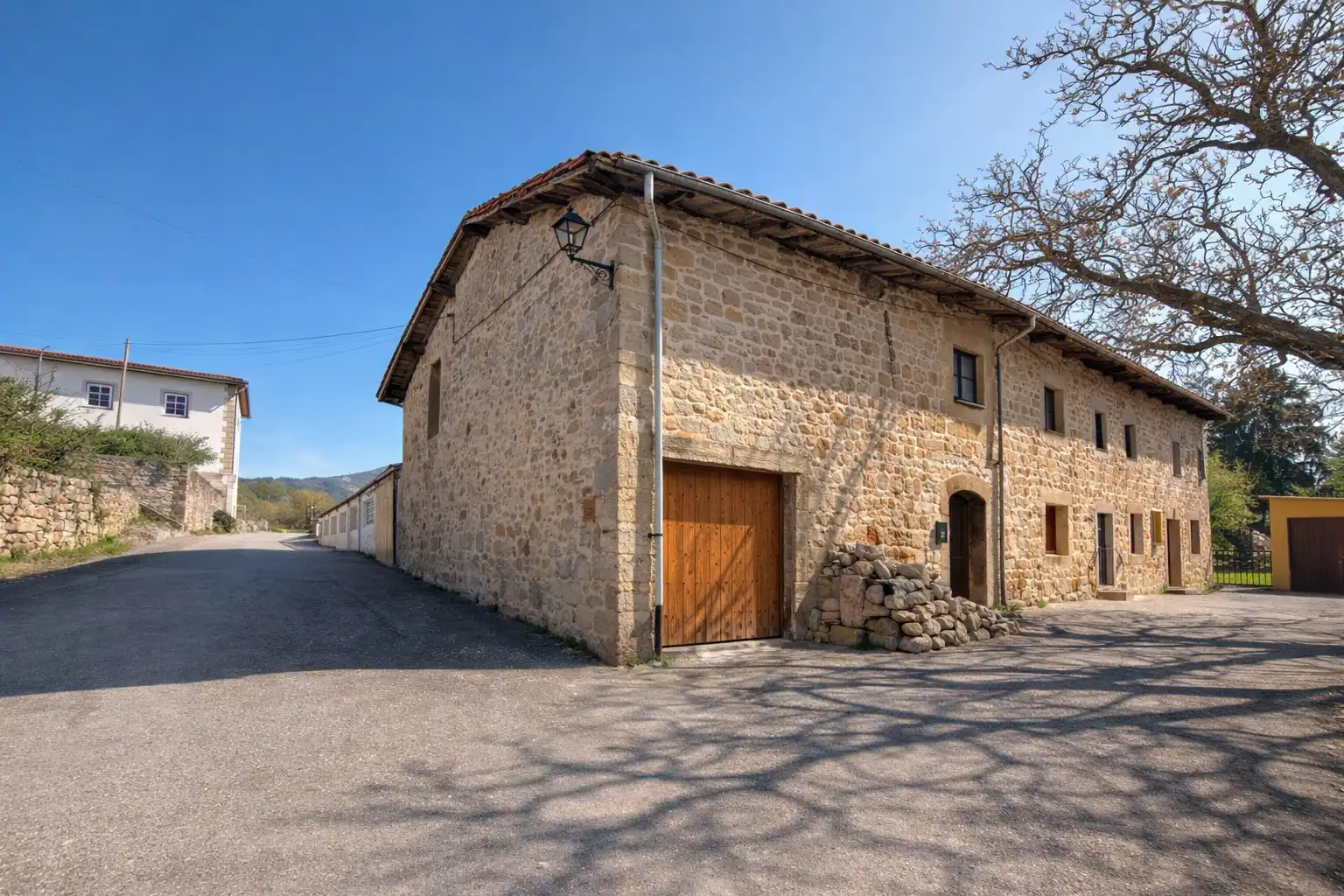 Exterior view of Houses for sale in Zalduondo