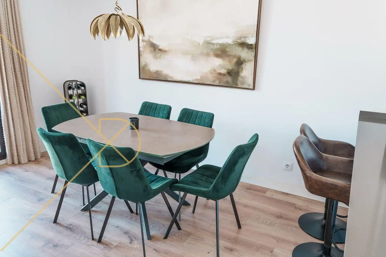 Esszimmer von Dachboden zum Verkauf in Barcelona mit Klimaanlage, Heizung und Parkett