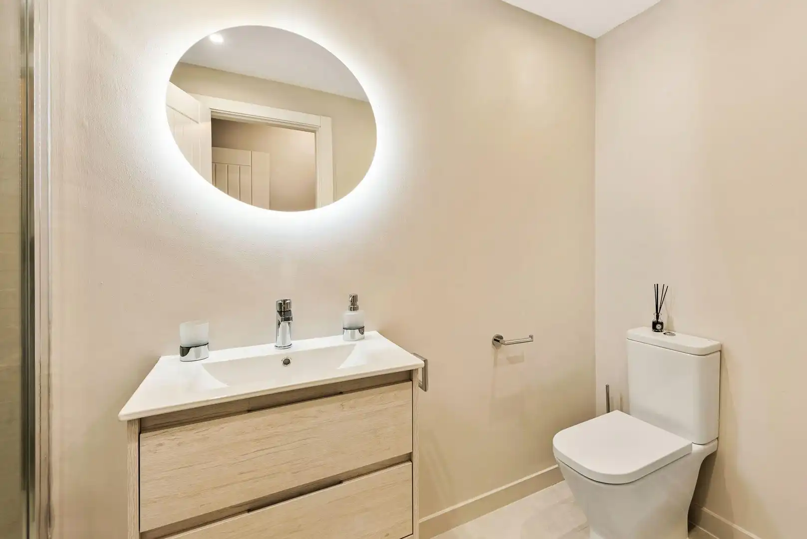 Bany de Apartament en venda en Benahavís amb Piscina comunitària