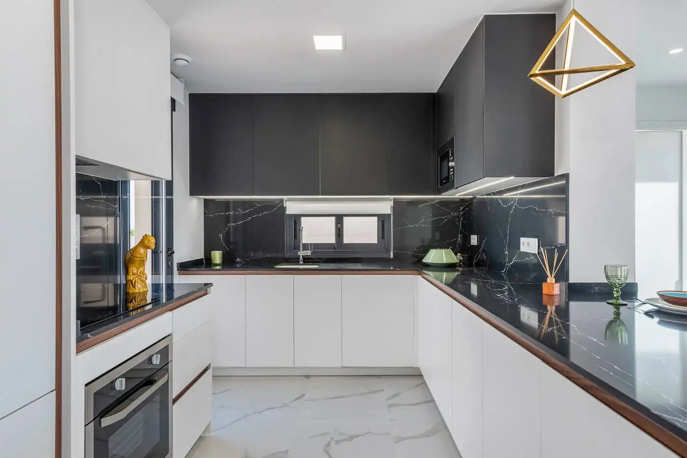 Apartament amb terrassa en venda a San Miguel de Salinas, imagen 39
