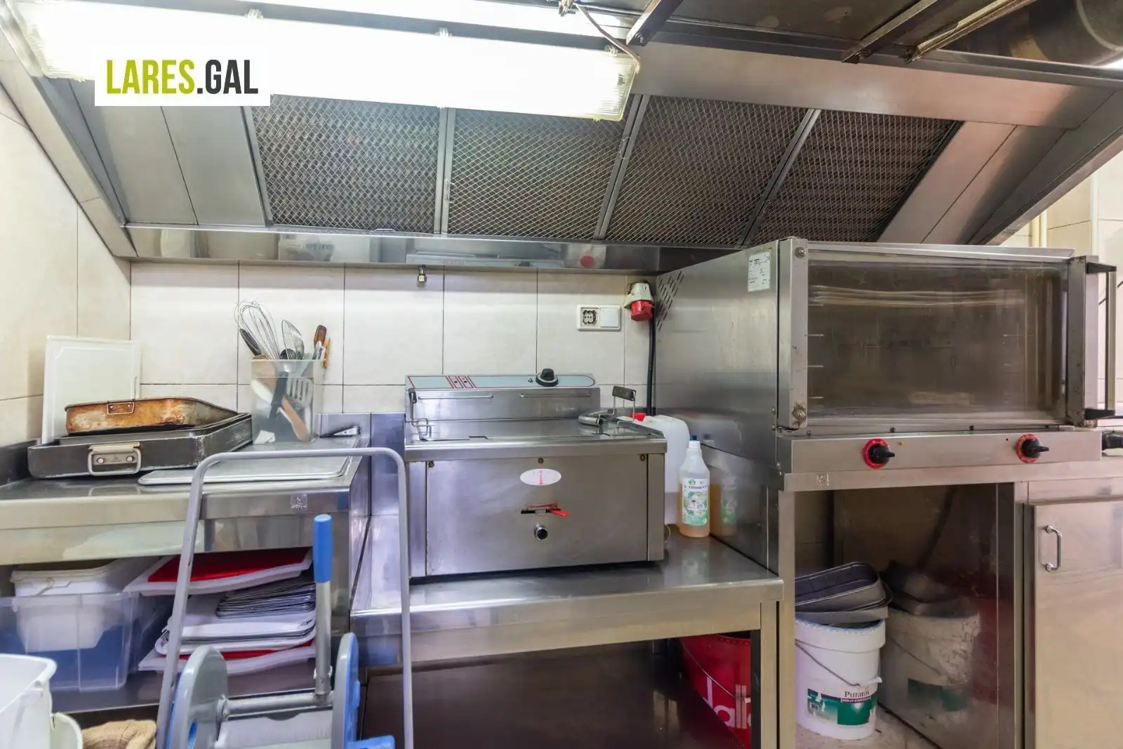 Kitchen of Commercial properties for sale in Cangas   with Air Conditioner