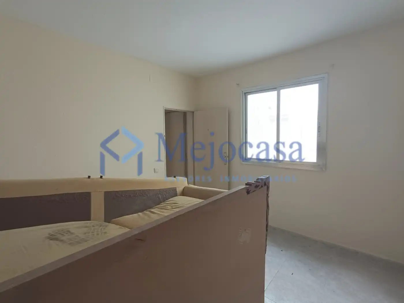 Habitación de Piso en venta en Madrid con Calefacción