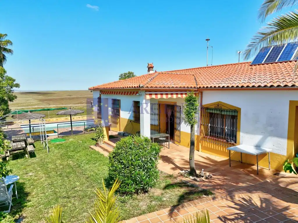 Casa en venta en Camino de Sierra de Fuentes