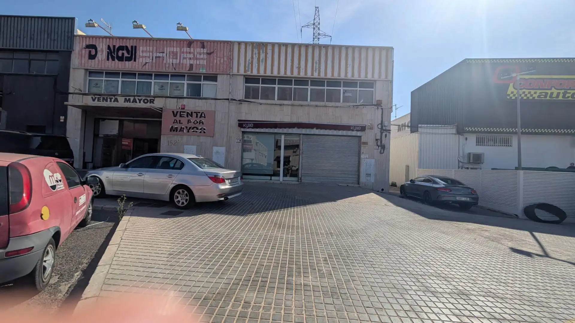Nave industrielle à vendre à Avenida NOVELDA 144
