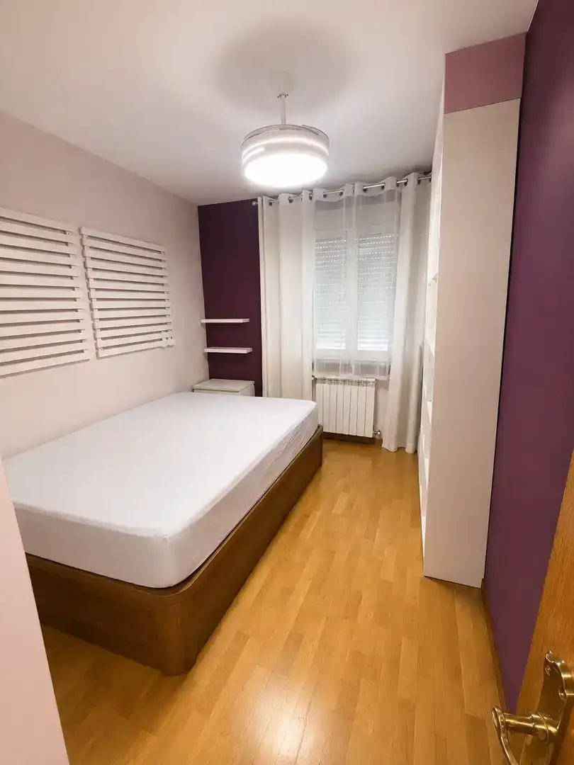 Habitación de Casa o chalet en venta en Ocaña con Jardín privado, Parquet y Piscina