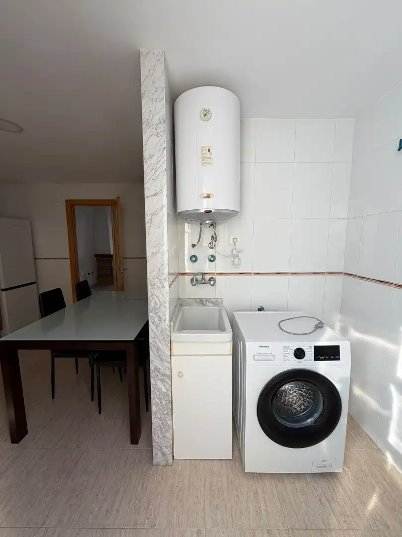 Reihenhaus mit Pool zur Miete in Avinguda del Meridía, imagen 19