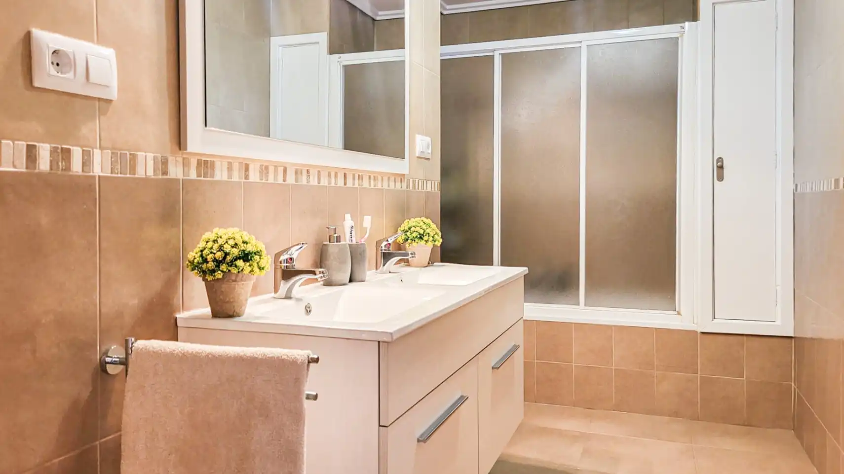 Baño de Piso en venta en Orba con Aire acondicionado, Calefacción y Terraza
