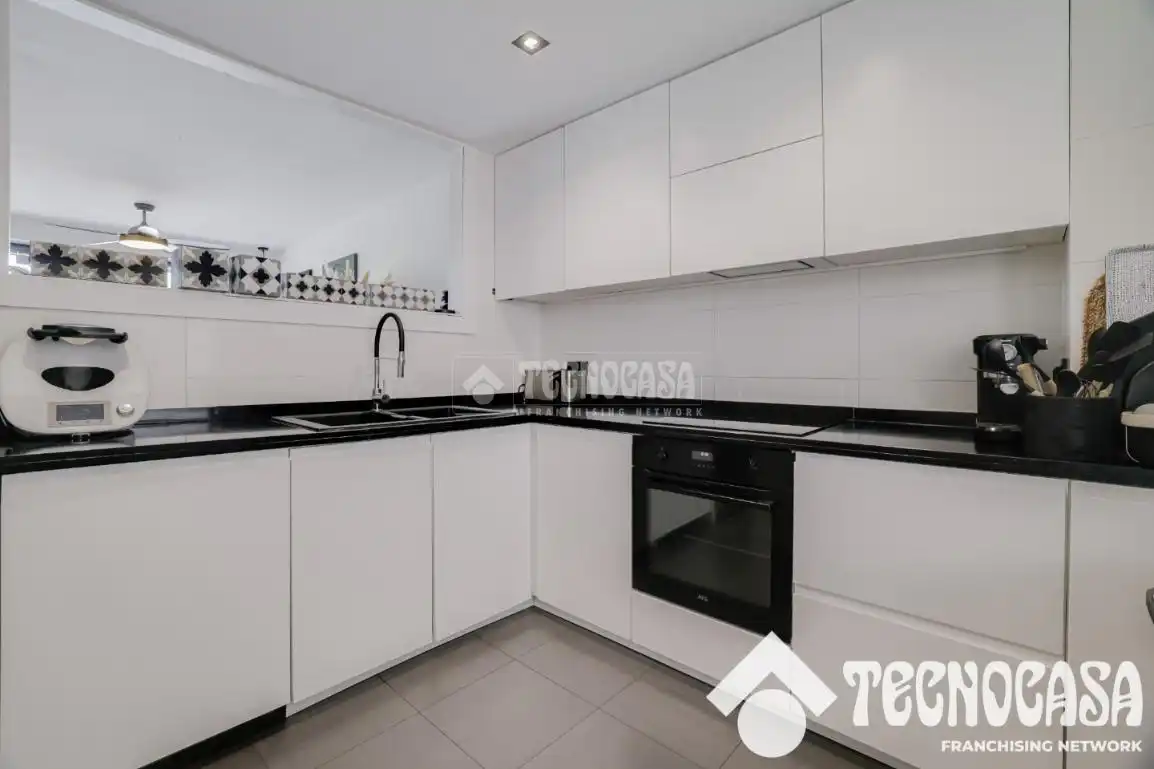 Cocina de Piso en venta en Viladecans con Terraza, Trastero y Amueblado