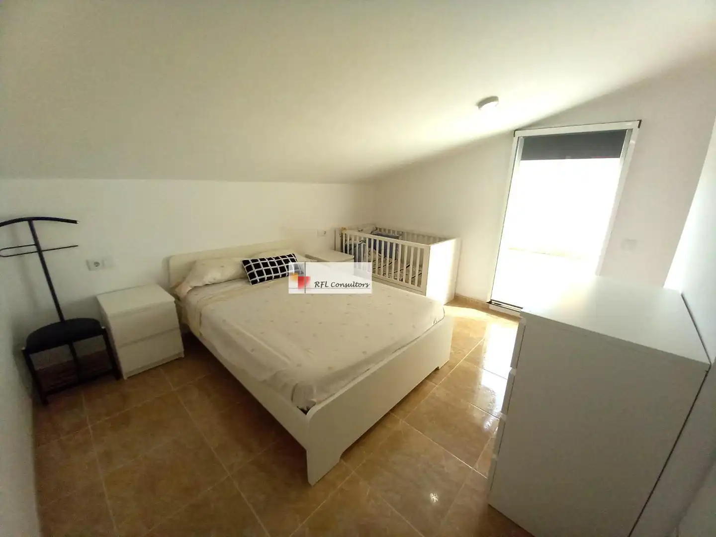 Habitación de Ático en venta en Sant Jaume d'Enveja con Aire acondicionado, Trastero y Balcón