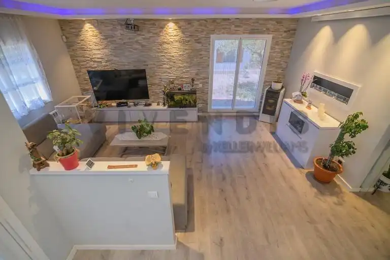 Casa amb terrassa en venda a Corbera de Llobregat, imagen 9