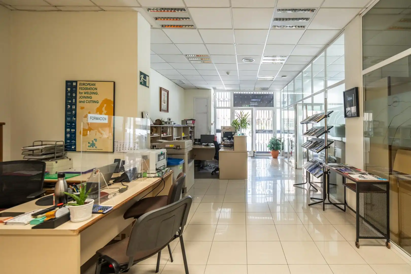 Büro zum Verkauf in Madrid mit Klimaanlage und Heizung