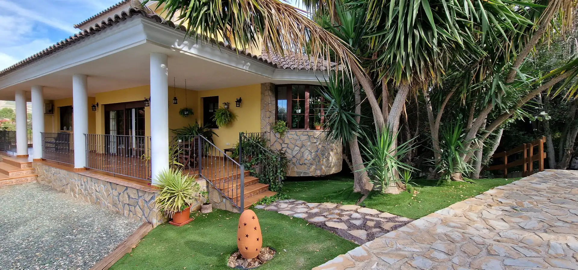 Jardí de Casa o xalet en venda en Totana amb Aire condicionat, Calefacció i Jardí privat