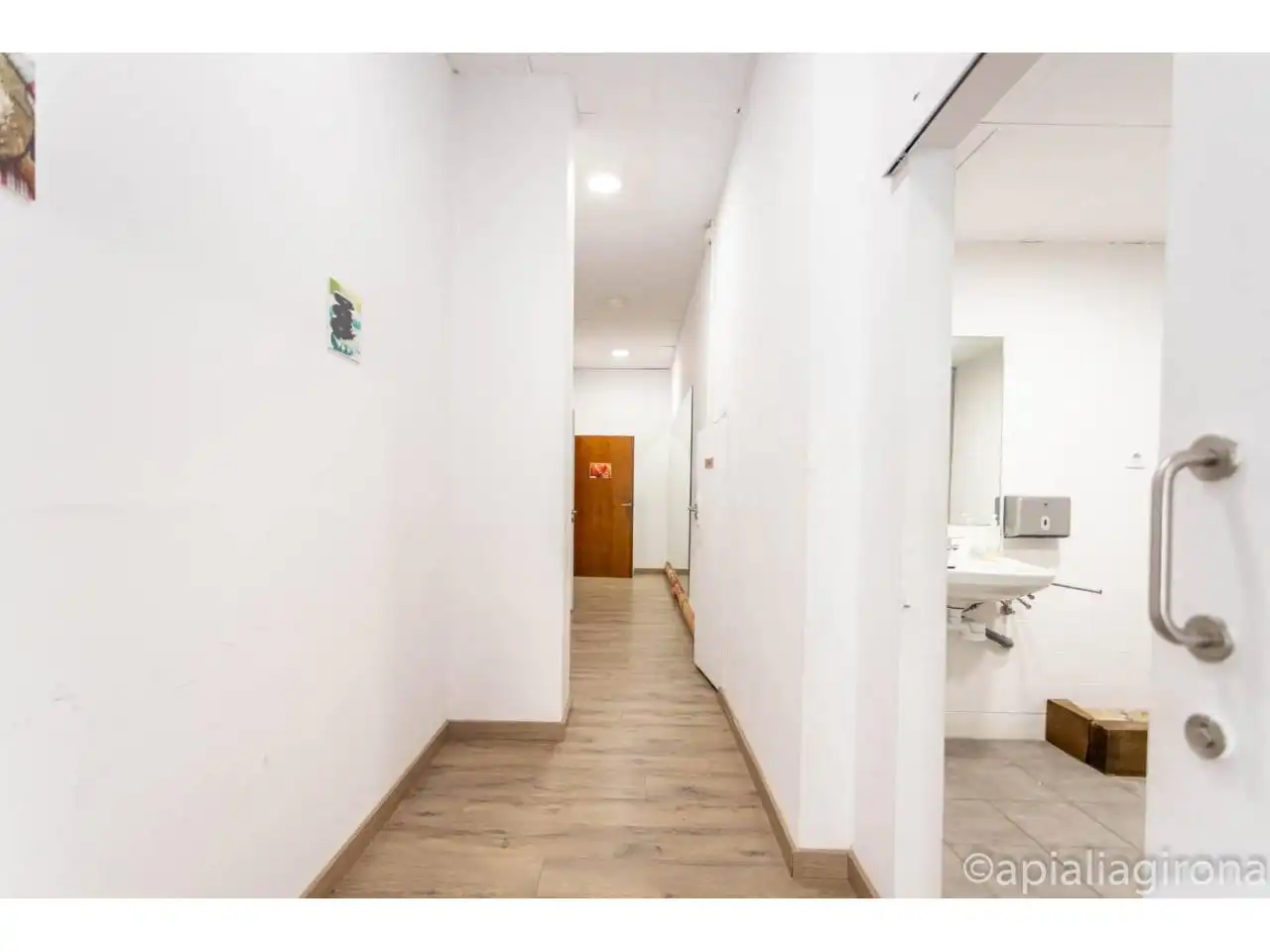 Geschaftsraum zum Verkauf in Girona