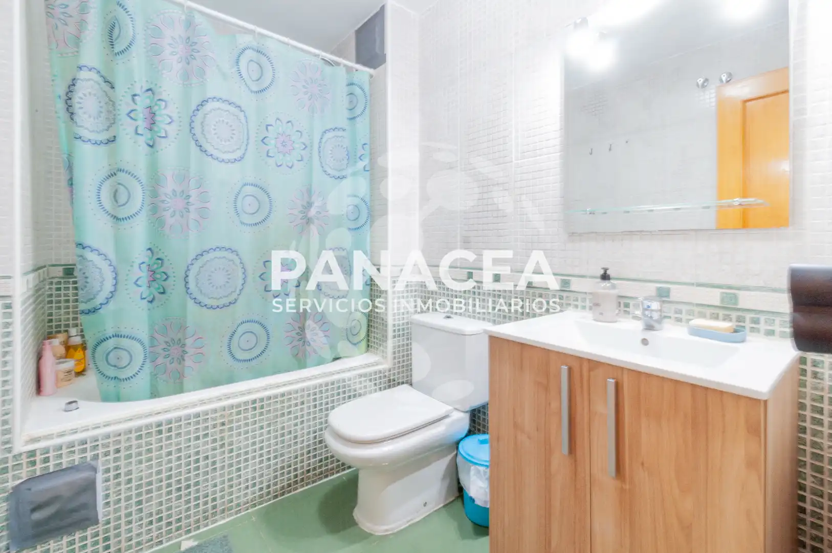 Cocina de Piso en venta en Vícar con Amueblado, Microondas y TV