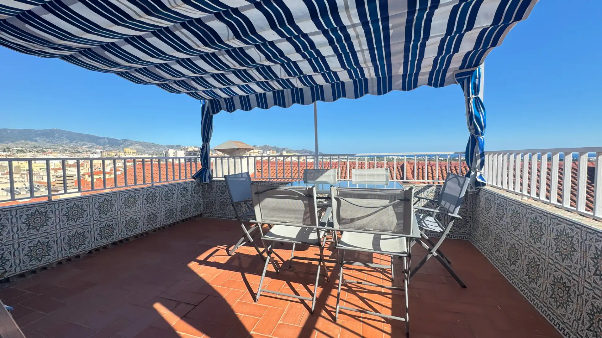 Terrasse von Wohnung zur Miete in Motril mit Klimaanlage, Parkett und Terrasse