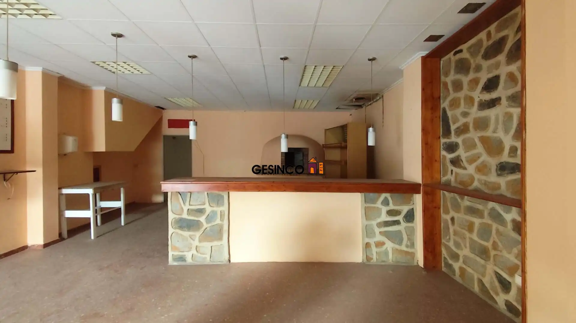 Local de alquiler en Ontinyent