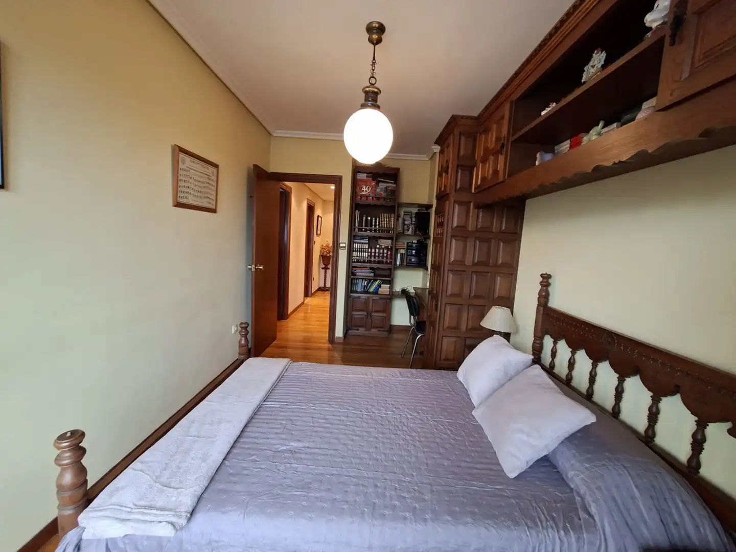 Habitación de Piso en venta en Torrelavega  con Calefacción, Trastero y Balcón