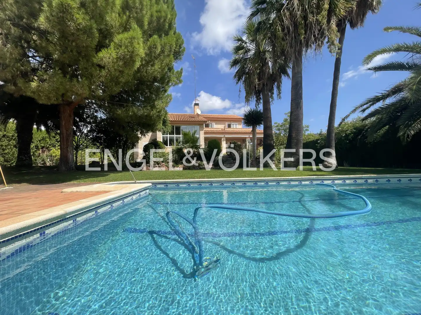 Vista exterior de Casa o chalet de alquiler en Puçol con Aire acondicionado, Calefacción y Jardín privado