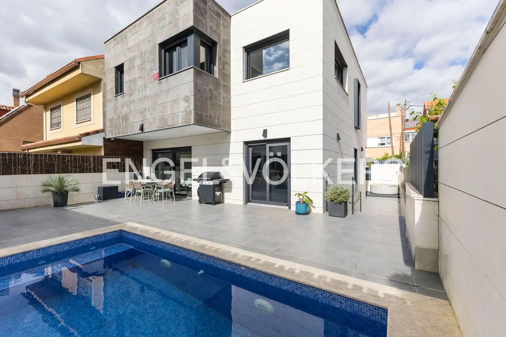 Casa o xalet de lloguer a Valdebebas - Valdefuentes