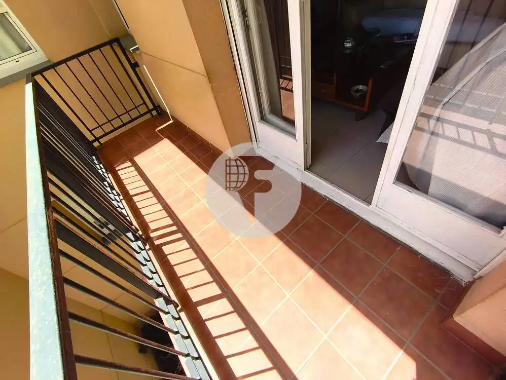 Piso con terraza en venta en Centre