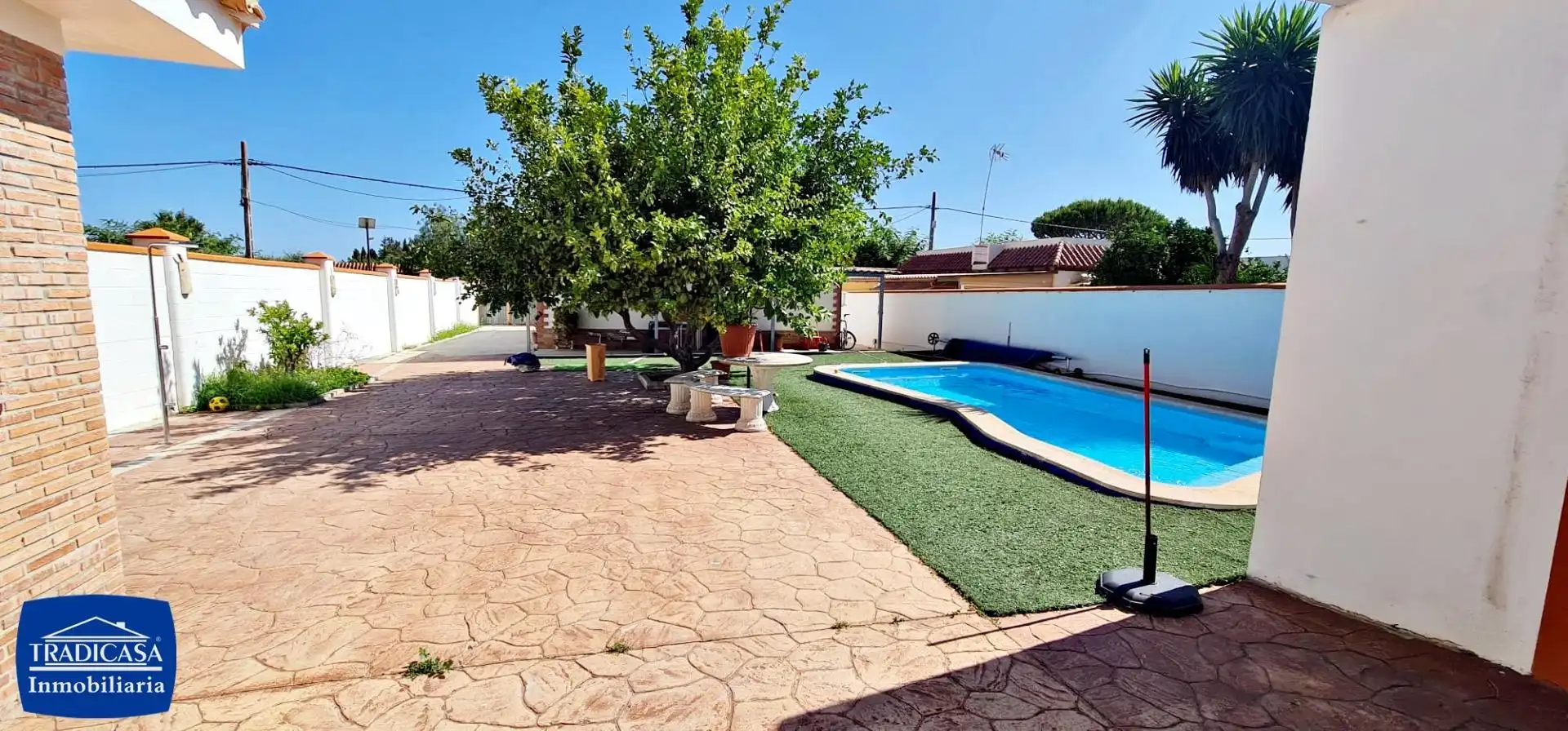 Swimming pool of Country homes for sale in Jerez de la Frontera  with Air Conditioner, Private garden and Swimming Pool