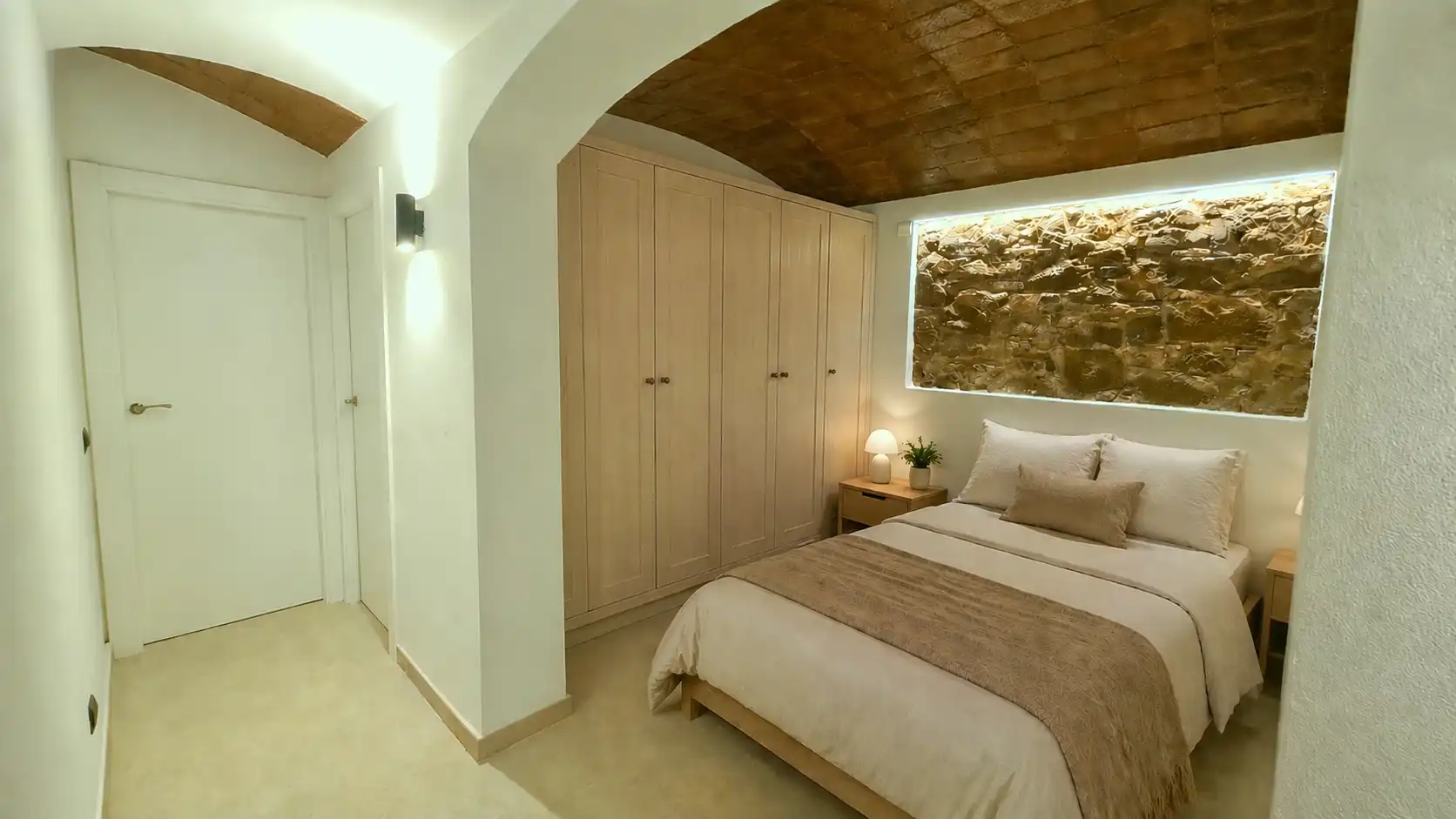 Schlafzimmer von Erdgeschoss zum Verkauf in Barcelona mit Klimaanlage, Heizung und Privatgarten