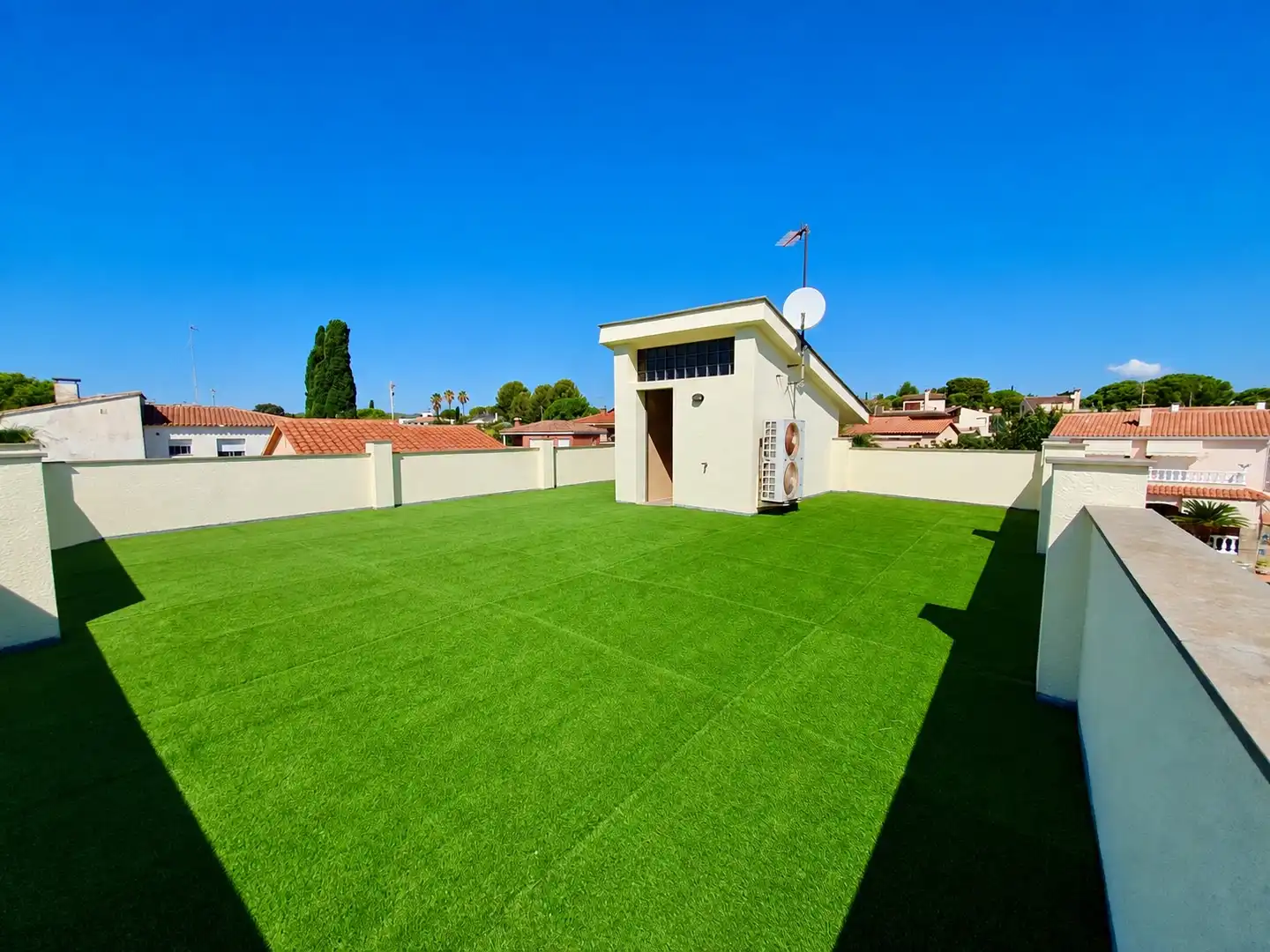 Detached house with terrace for sale in Carrer Sant Cosme i Damià, imagen 15