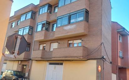 Exterior view of Flat for sale in Villaquilambre  with Heating, Parquet flooring and Terrace