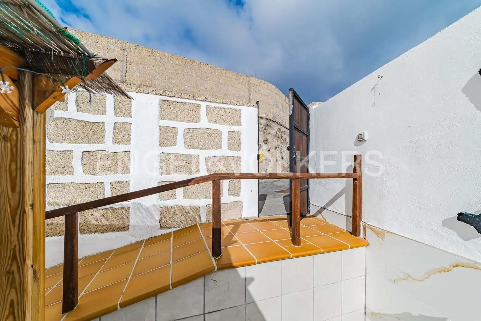 Exterior view of Houses for sale in Granadilla de Abona  with Terrace, Swimming Pool and Furnished