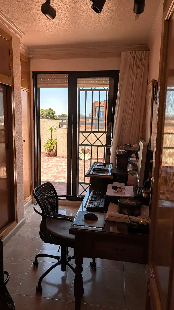 Dormitori de Àtic en venda en Totana amb Aire condicionat, Terrassa i Moblat