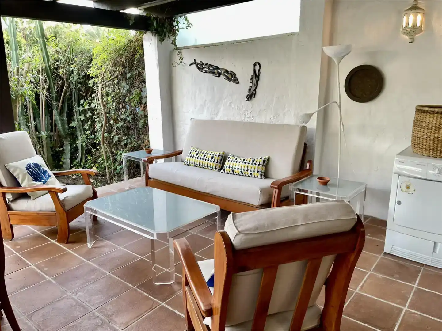 Terrasse von Erdgeschoss zur Miete in Marbella mit Klimaanlage und Schwimmbad