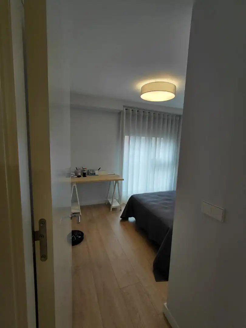 Schlafzimmer von Wohnung zum Verkauf in Oleiros mit Heizung, Privatgarten und Parkett