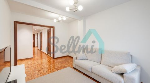 Foto 4 de Piso de alquiler en Ezcurdia, La Arena, Gijón