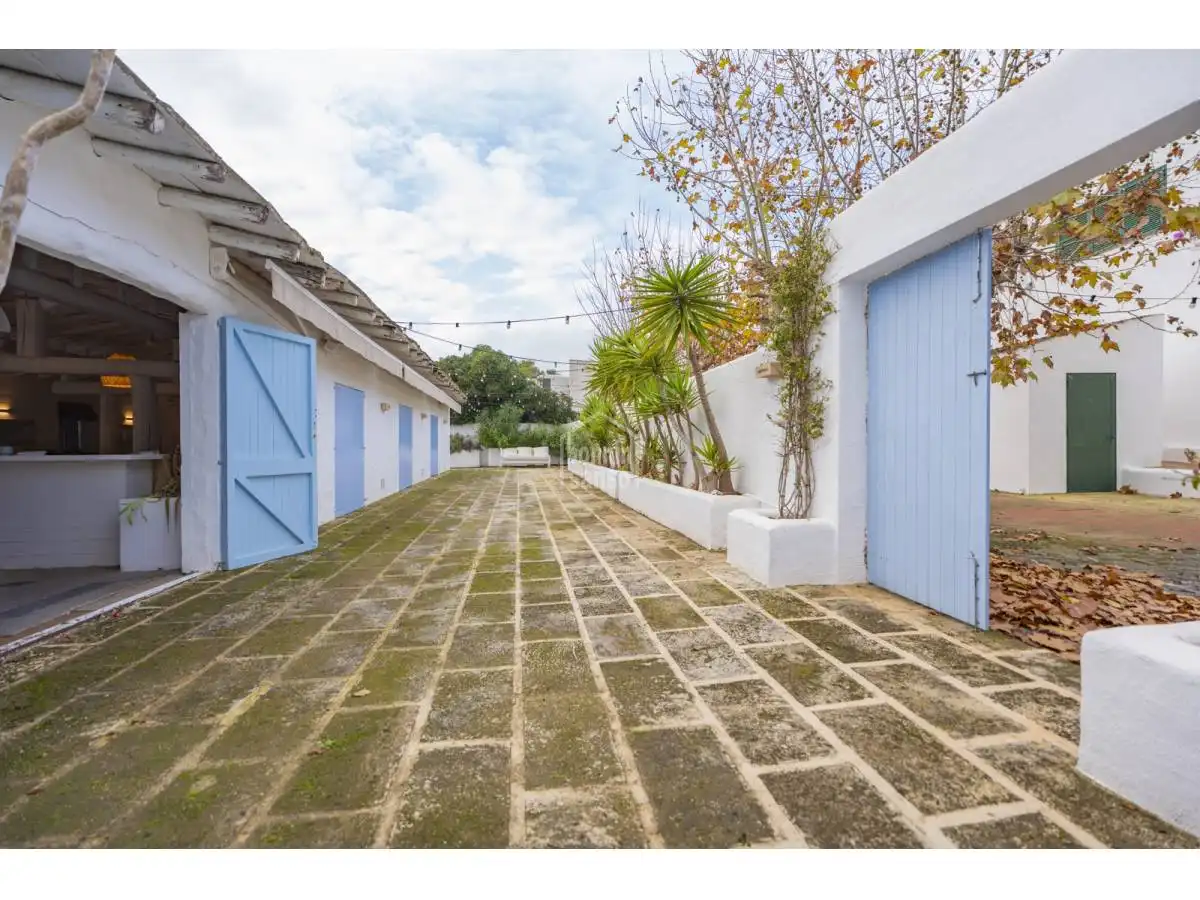 Local comercial en venta en Cala en Blanes, imagen 3