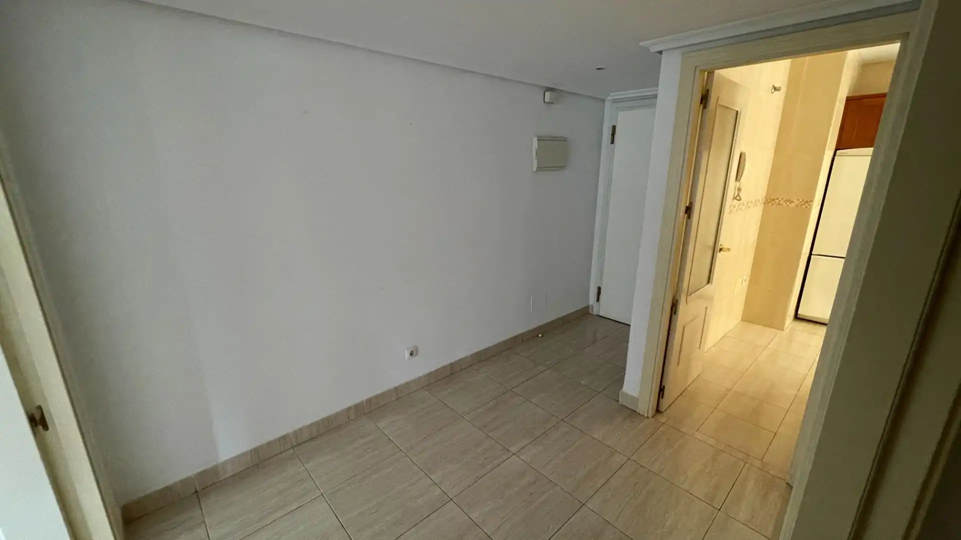 Flat for sale in LUIS PORTERO, El Tejar - Hacienda Bizcochero