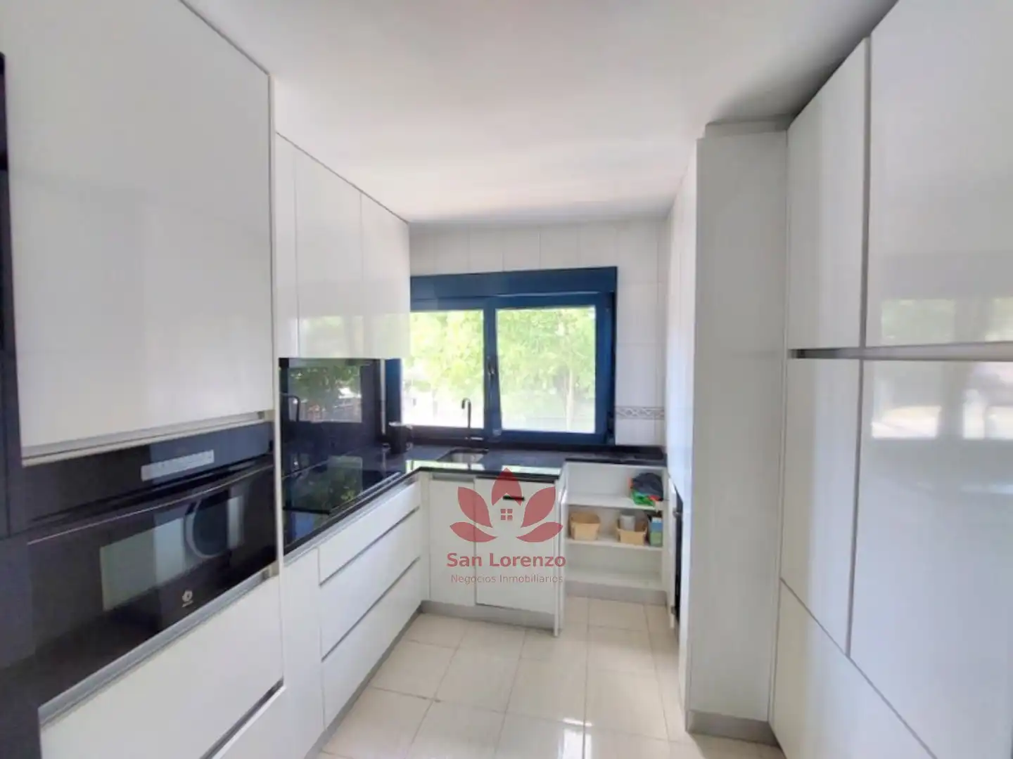 Cocina de Piso en venta en Madrid con Aire acondicionado y Trastero