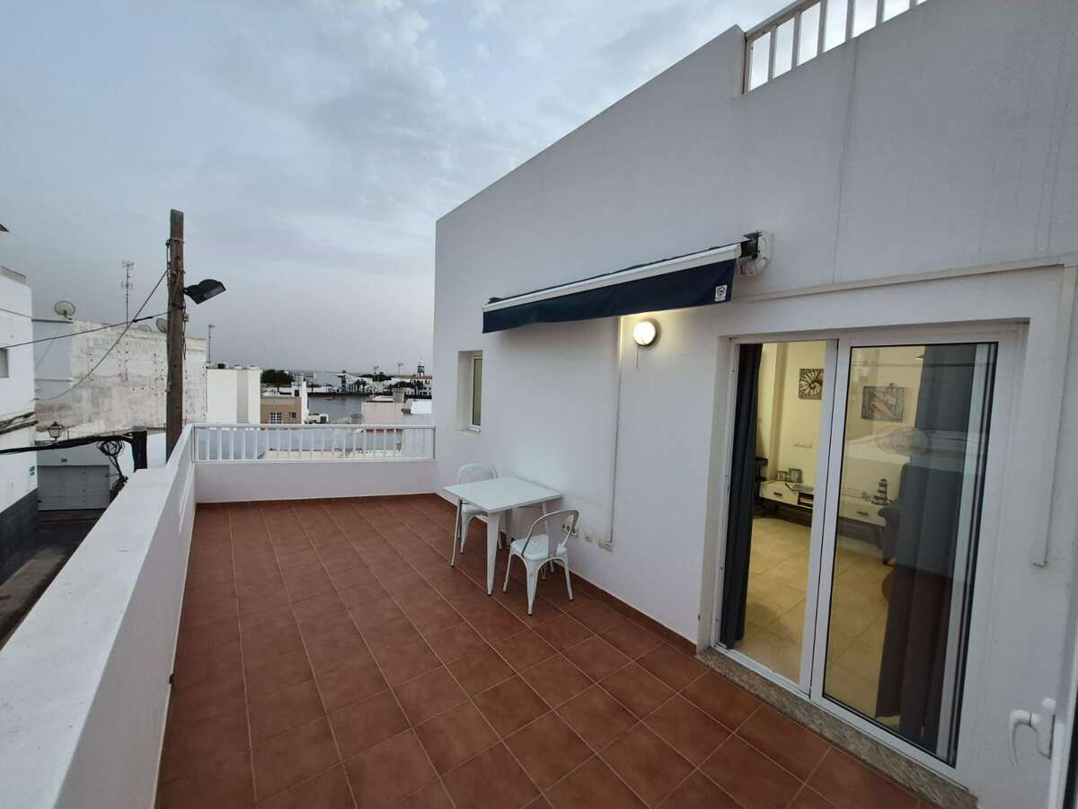 Terrassa de Pis en venda en Arrecife amb Terrassa i Moblat